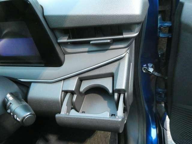 ノート １．２　ＡＵＴＥＣＨ　ワンオーナー　全方位　衝突被害軽減装置　レーンキープ　盗難防止　点検記録簿　１オーナー　ＬＥＤヘッド　バックモニター　ドラレコ　サイドカーテンエアバック　インテリジェントキー　ＥＴＣ　エアバッグ　ナビ・ＴＶ（16枚目）