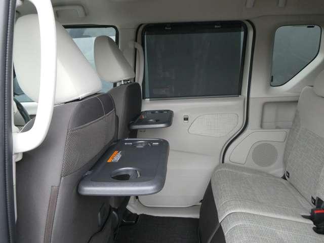 ��ȃe�[�u�������[���T���V�F�[�h�t���􂲂������Ƃ����났��������