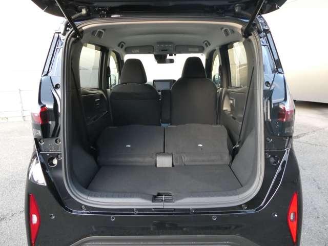 ���E�̃V�[�g��|�����Ƃł���ɑ傫�ȉו���ς݂��Ƃ��ł����ł��B