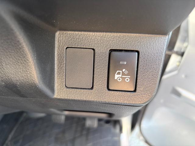 サンバートラック グランドキャブスマートアシスト MT 衝突被害軽減システム ETC ESC エアコン パワーステアリング パワーウィンドウ 運転席エアバッグ(15枚目)