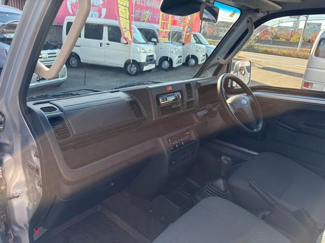 サンバートラック グランドキャブスマートアシスト MT 衝突被害軽減システム ETC ESC エアコン パワーステアリング パワーウィンドウ 運転席エアバッグ(17枚目)