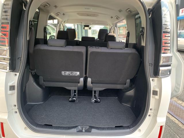 ヴォクシー X 後期 スマートキー 両側電動スライドドア LED 純正9インチナビ バックカメラ 8人(39枚目)