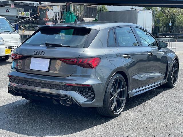 アウディ ＲＳ Ｑ３ パフォーマンス