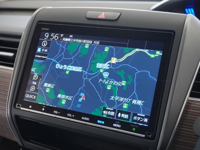 フリードハイブリッド ハイブリッド・クロスターホンダセンシング　１年保証　９インチナビ　フルセグ　Ｒカメラ　ＬＥＤヘッドライト＋アクティブコーナリングライト　センターテーブル　オートリトラミラー　Ｃパッケージ　オートライト　リア両側パワースライドドア（2枚目）