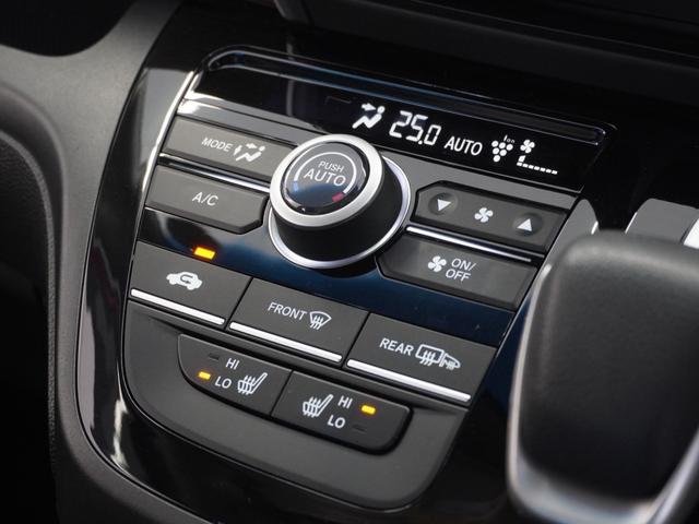フリードハイブリッド ハイブリッド・クロスターホンダセンシング　１年保証　９インチナビ　フルセグ　Ｒカメラ　ＬＥＤヘッドライト＋アクティブコーナリングライト　センターテーブル　オートリトラミラー　Ｃパッケージ　オートライト　リア両側パワースライドドア（10枚目）