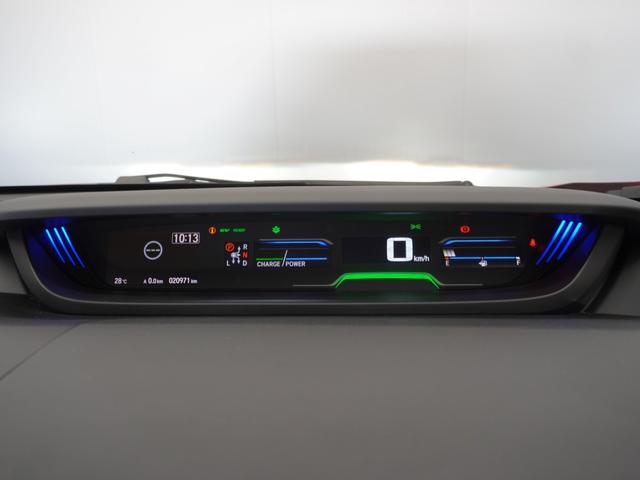 フリードハイブリッド ハイブリッド・クロスターホンダセンシング　１年保証　９インチナビ　フルセグ　Ｒカメラ　ＬＥＤヘッドライト＋アクティブコーナリングライト　センターテーブル　オートリトラミラー　Ｃパッケージ　オートライト　リア両側パワースライドドア（38枚目）