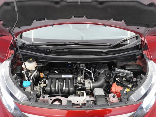フリードハイブリッド ハイブリッド・クロスターホンダセンシング　１年保証　９インチナビ　フルセグ　Ｒカメラ　ＬＥＤヘッドライト＋アクティブコーナリングライト　センターテーブル　オートリトラミラー　Ｃパッケージ　オートライト　リア両側パワースライドドア（40枚目）