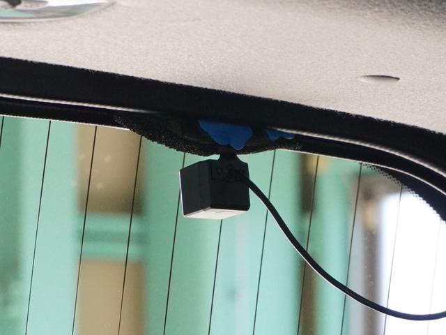 ステップワゴンスパーダ スパーダホンダセンシング　９インチナビ　リアカメラ　フリップダウンモニター　わくわくゲート　２列目６：４分割ベンチシート（７人乗り）　１６ＡＷ　ＬＥＤヘッドライト　フルセグ　オートライト　パドルシフト　前後ドラレコ（7枚目）