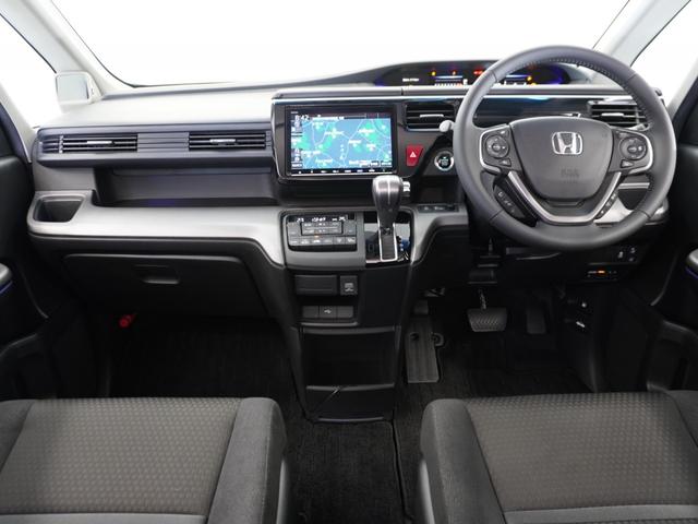 ステップワゴンスパーダ スパーダホンダセンシング　９インチナビ　リアカメラ　フリップダウンモニター　わくわくゲート　２列目６：４分割ベンチシート（７人乗り）　１６ＡＷ　ＬＥＤヘッドライト　フルセグ　オートライト　パドルシフト　前後ドラレコ（10枚目）