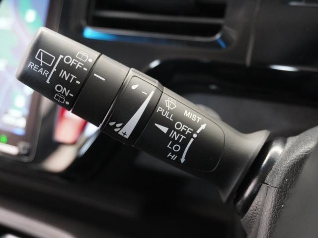 ステップワゴンスパーダ スパーダホンダセンシング　９インチナビ　リアカメラ　フリップダウンモニター　わくわくゲート　２列目６：４分割ベンチシート（７人乗り）　１６ＡＷ　ＬＥＤヘッドライト　フルセグ　オートライト　パドルシフト　前後ドラレコ（38枚目）