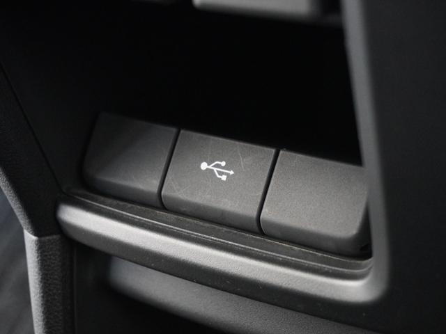 ステップワゴンスパーダ スパーダホンダセンシング　９インチナビ　リアカメラ　フリップダウンモニター　わくわくゲート　２列目６：４分割ベンチシート（７人乗り）　１６ＡＷ　ＬＥＤヘッドライト　フルセグ　オートライト　パドルシフト　前後ドラレコ（41枚目）