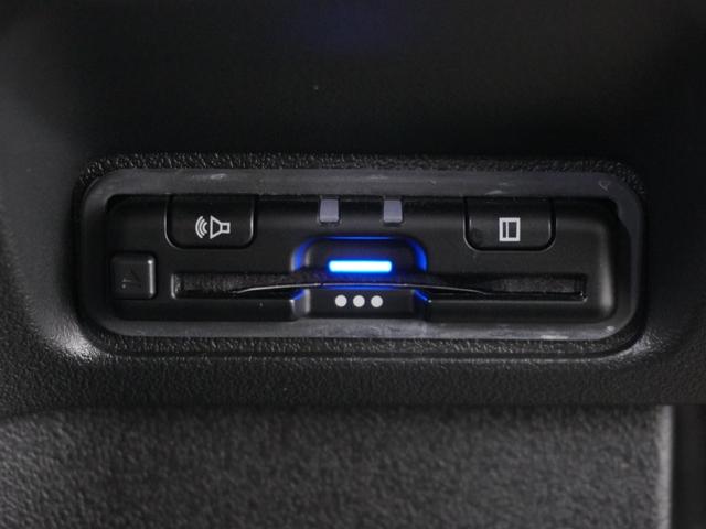 Ｎ－ＢＯＸカスタム ベースグレード　２年保証　９インチナビ　フルセグ　Ｒカメラ　ＬＥＤヘッドライト　運転席助手席シートヒーター　オートライト　リア左側パワースライドドア　ドライブレコーダー　オートリトラミラー　１４ＡＷ　ＥＴＣ車載器（5枚目）
