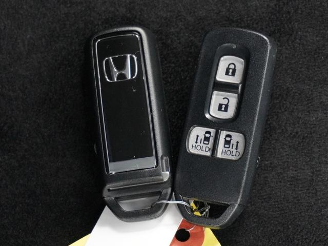 N-BOXカスタム G・EXターボホンダセンシング 1年保証 Gathers7インチナビ リアカメラ リア両側パワースライドドア 前ドライブレコーダー 15インチアルミ LEDヘッドライト 衝突軽減ブレーキ ETC車載器 スマートキー(2個)(18枚目)