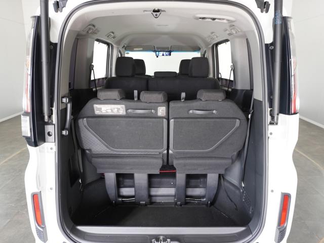 ステップワゴンスパーダ スパーダホンダセンシング 1年保証 雹害車(ボンネット凹み複数) Gathers10インチナビ リアカメラ リア両側パワースライドドア Bluetooth対応 2列目ベンチシート(8人乗り)16インチアルミ スマートキー(29枚目)