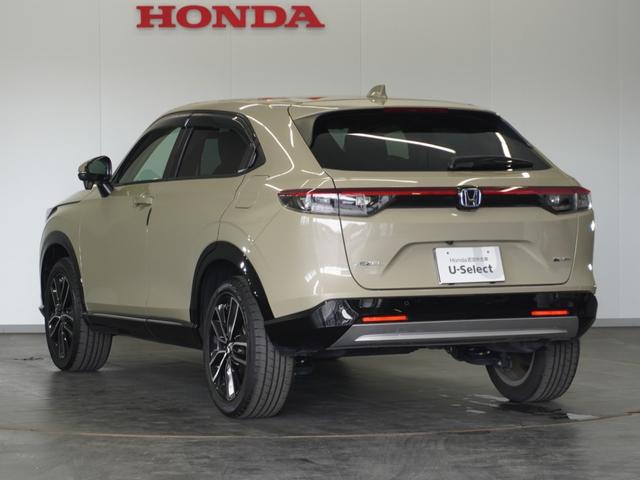 ヴェゼル ｅ：ＨＥＶＺ　２年保証　ＨｏｎｄａＣＯＮＮＥＣＴディスプレー＋ＥＴＣ２．０車載器＋ワイヤレス充電器　リアカメラ　ブラインドスポットインフォメーション　前ドラレコ　ハンズフリーアクセスパワーテールゲート　１８アルミ（20枚目）