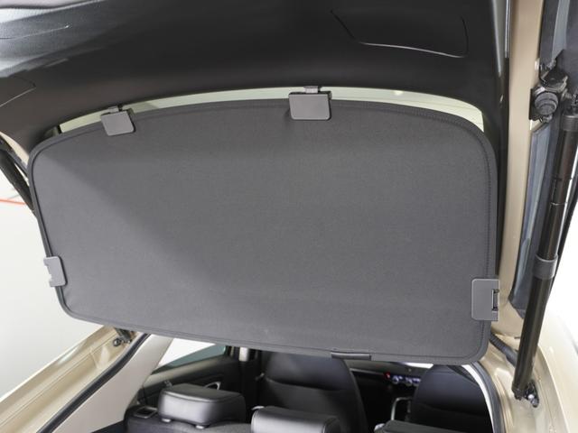 ヴェゼル ｅ：ＨＥＶＺ　２年保証　ＨｏｎｄａＣＯＮＮＥＣＴディスプレー＋ＥＴＣ２．０車載器＋ワイヤレス充電器　リアカメラ　ブラインドスポットインフォメーション　前ドラレコ　ハンズフリーアクセスパワーテールゲート　１８アルミ（30枚目）