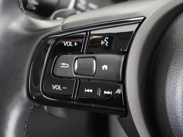 ヴェゼル ｅ：ＨＥＶＺ　２年保証　ＨｏｎｄａＣＯＮＮＥＣＴディスプレー＋ＥＴＣ２．０車載器＋ワイヤレス充電器　リアカメラ　ブラインドスポットインフォメーション　前ドラレコ　ハンズフリーアクセスパワーテールゲート　１８アルミ（41枚目）