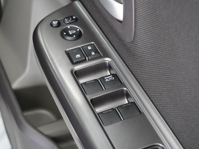 フリードハイブリッド ハイブリッド・Ｇホンダセンシング　１年保証　Ｇａｔｈｅｒｓ７インチナビ　リアカメラ　リア両側パワースライドドア　ＬＥＤヘッドライト＋アクティブコーナーリングライト　Ｆドラレコ　センターテーブル　コンフォートビューＰＫ　Ｃパッケージ（25枚目）