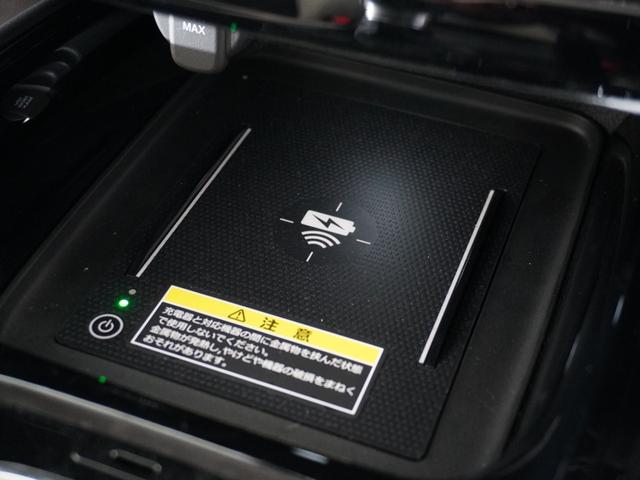 ヴェゼル ｅ：ＨＥＶＺ・ＰＬａＹパッケージ　２年保証　ＨｏｎｄａＣＯＮＮＥＣＴディスプレー＋ＥＴＣ２．０車載器　リアカメラ　ブラインドスポットインフォメーション　運転席助手席シートヒーター　１８インチアルミ　コンビシート（Ｐｌａｙ用）（7枚目）