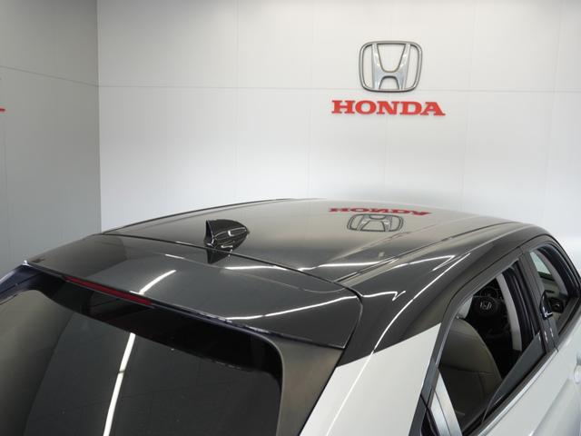 ヴェゼル ｅ：ＨＥＶＺ・ＰＬａＹパッケージ　２年保証　ＨｏｎｄａＣＯＮＮＥＣＴディスプレー＋ＥＴＣ２．０車載器　リアカメラ　ブラインドスポットインフォメーション　運転席助手席シートヒーター　１８インチアルミ　コンビシート（Ｐｌａｙ用）（21枚目）