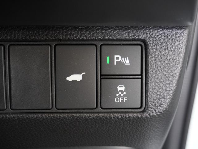 ヴェゼル ｅ：ＨＥＶＺ・ＰＬａＹパッケージ　２年保証　ＨｏｎｄａＣＯＮＮＥＣＴディスプレー＋ＥＴＣ２．０車載器　リアカメラ　ブラインドスポットインフォメーション　運転席助手席シートヒーター　１８インチアルミ　コンビシート（Ｐｌａｙ用）（38枚目）