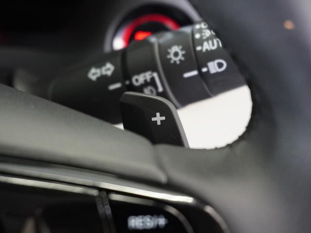 ヴェゼル ｅ：ＨＥＶＺ・ＰＬａＹパッケージ　２年保証　ＨｏｎｄａＣＯＮＮＥＣＴディスプレー＋ＥＴＣ２．０車載器　リアカメラ　ブラインドスポットインフォメーション　運転席助手席シートヒーター　１８インチアルミ　コンビシート（Ｐｌａｙ用）（41枚目）