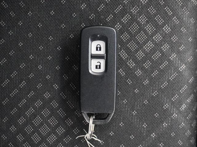 Ｎ－ＷＧＮカスタム Ｇ・ターボパッケージ　１年保証　Ｇａｔｈｅｒｓ７インチナビ　リアカメラ　あんしんパッケージ（低速度域衝突軽減ブレーキ）　誤発進抑制機能　ＨＩＤ　１４インチアルミ　オートリトラミラー　本革ステアリング　ＥＴＣ車載器（17枚目）