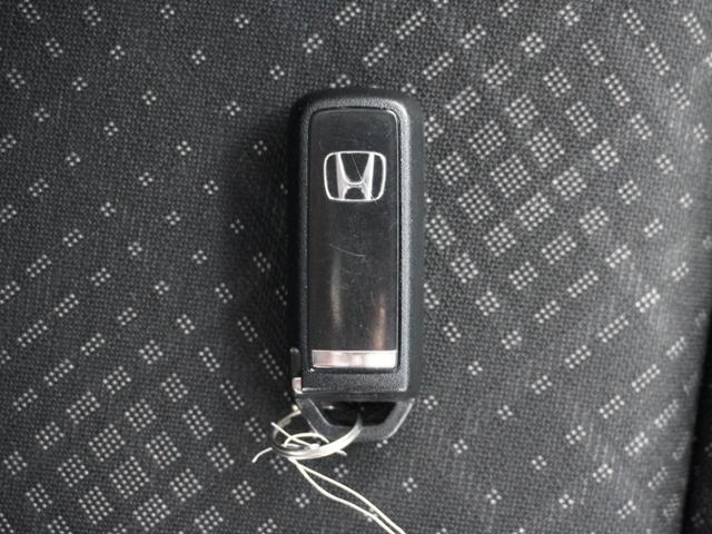 Ｎ－ＷＧＮカスタム Ｇ・ターボパッケージ　１年保証　Ｇａｔｈｅｒｓ７インチナビ　リアカメラ　あんしんパッケージ（低速度域衝突軽減ブレーキ）　誤発進抑制機能　ＨＩＤ　１４インチアルミ　オートリトラミラー　本革ステアリング　ＥＴＣ車載器（18枚目）