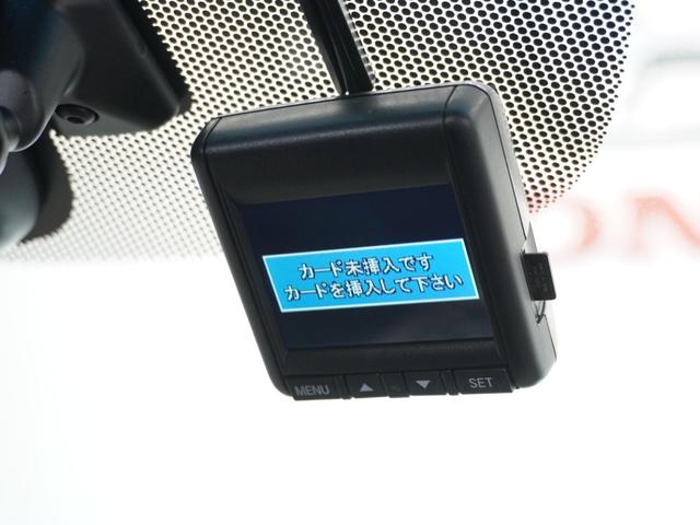 フリード Ｇ・ホンダセンシング　１年保証　Ｇａｔｈｅｒｓ７インチナビ（ＴＶ無し）リアカメラ　リア両側パワースライドドア　前後ドラレコ　ＬＥＤヘッドライト＋アクティブコーナーリングライト　センターテーブル　オートリトラミラー　ＥＴＣ（4枚目）