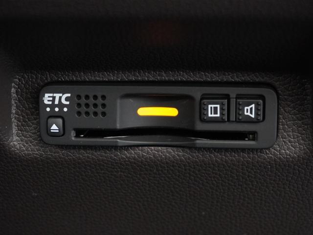 フリード Ｇ・ホンダセンシング　１年保証　Ｇａｔｈｅｒｓ７インチナビ（ＴＶ無し）リアカメラ　リア両側パワースライドドア　前後ドラレコ　ＬＥＤヘッドライト＋アクティブコーナーリングライト　センターテーブル　オートリトラミラー　ＥＴＣ（6枚目）