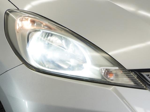 フィット G・10thアニバーサリー 3か月保証 Gathers7インチナビ リアカメラ コンフォートビューパッケージ スマートキー(1個)VSA(ABS+TCS+横滑り抑制)カラード電動格納式ドアミラー ETC車載器(8枚目)