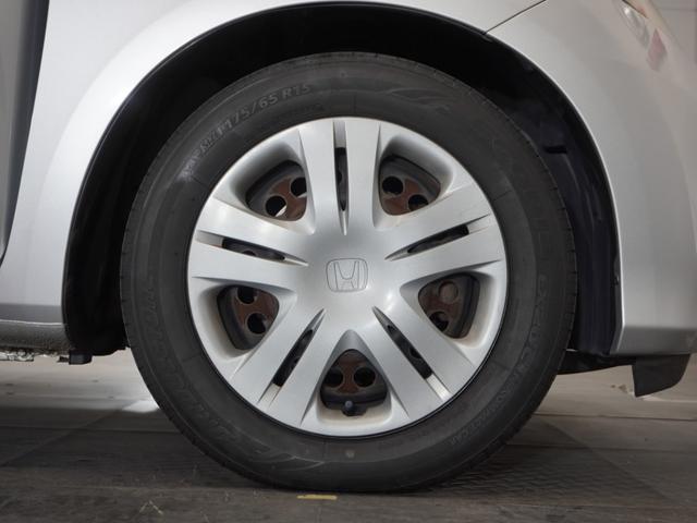 フィット G・10thアニバーサリー 3か月保証 Gathers7インチナビ リアカメラ コンフォートビューパッケージ スマートキー(1個)VSA(ABS+TCS+横滑り抑制)カラード電動格納式ドアミラー ETC車載器(12枚目)