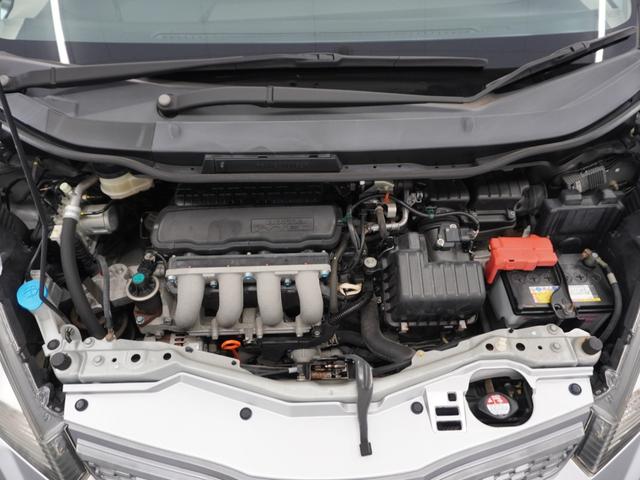 フィット G・10thアニバーサリー 3か月保証 Gathers7インチナビ リアカメラ コンフォートビューパッケージ スマートキー(1個)VSA(ABS+TCS+横滑り抑制)カラード電動格納式ドアミラー ETC車載器(15枚目)