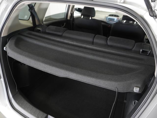 フィット G・10thアニバーサリー 3か月保証 Gathers7インチナビ リアカメラ コンフォートビューパッケージ スマートキー(1個)VSA(ABS+TCS+横滑り抑制)カラード電動格納式ドアミラー ETC車載器(21枚目)