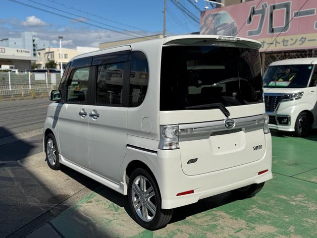 タント カスタムＲＳ　ナビ　テレビ　ＥＴＣ　オートエアコン　左側パワースライドドアー　スマートキー　電動格納ミラー　ウィンカーミラー　ターボ　フォグランプ　ベンチシート（8枚目）