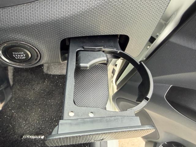 ソリオバンディット ＤＪＥ　ナビ　ＴＶ　Ｂｌｕｅｔｏｏｔｈオーディオ　ＥＴＣ　バックカメラ　両側パワースライドドア　クルーズコントロール　ＨＩＤ　フォグ　スマートキー　レーダーブレーキサポートＩＩ（26枚目）