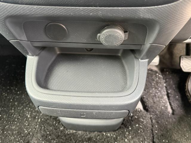 ソリオバンディット ＤＪＥ　ナビ　ＴＶ　Ｂｌｕｅｔｏｏｔｈオーディオ　ＥＴＣ　バックカメラ　両側パワースライドドア　クルーズコントロール　ＨＩＤ　フォグ　スマートキー　レーダーブレーキサポートＩＩ（34枚目）