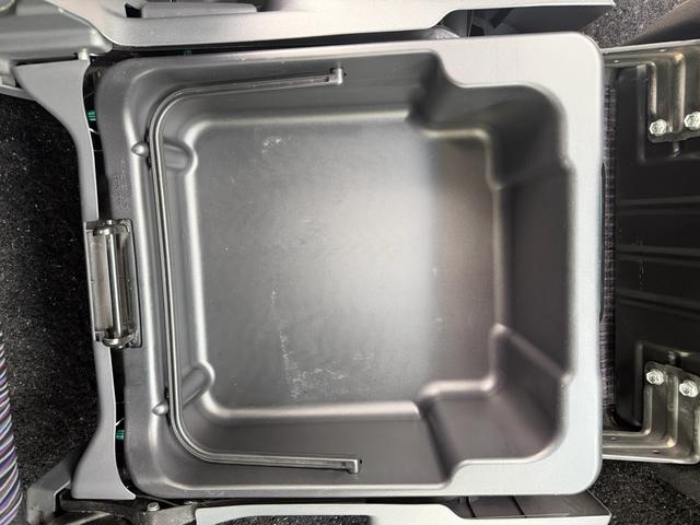 ソリオバンディット ＤＪＥ　ナビ　ＴＶ　Ｂｌｕｅｔｏｏｔｈオーディオ　ＥＴＣ　バックカメラ　両側パワースライドドア　クルーズコントロール　ＨＩＤ　フォグ　スマートキー　レーダーブレーキサポートＩＩ（46枚目）