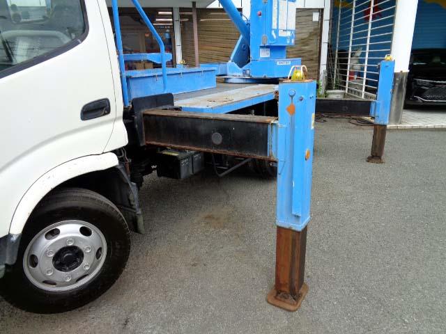 デュトロ 　高所作業車　１７．１ｍ（12枚目）