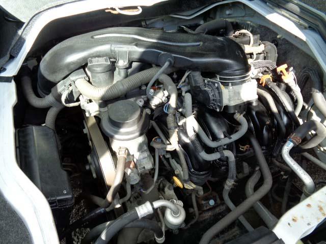 ハイエースワゴン ＧＬ　後席フリップダウンモニター・社外ＬＥＤヘッドライト・１０人乗り（4枚目）