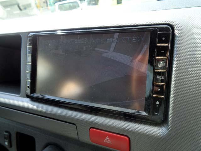ハイエースワゴン ＧＬ　後席フリップダウンモニター・社外ＬＥＤヘッドライト・１０人乗り（7枚目）