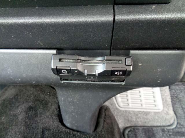 ハイエースワゴン ＧＬ　後席フリップダウンモニター・社外ＬＥＤヘッドライト・１０人乗り（14枚目）