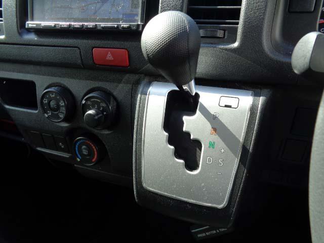 ハイエースバン ロングDX トヨタセーフティセンス・メモリーナビ・1250kg積載(9枚目)