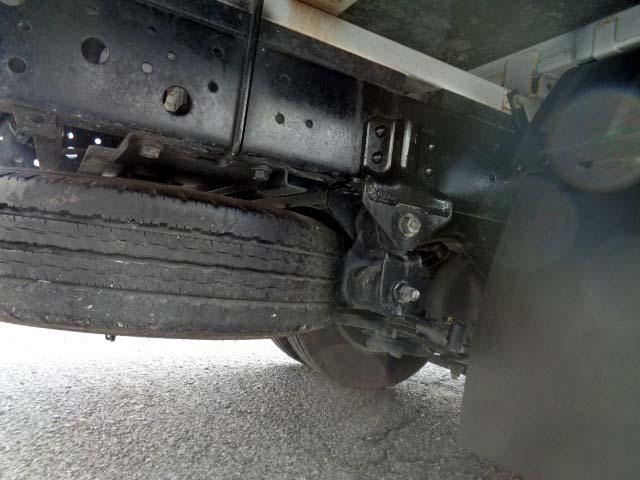 ダイナトラック Ｗキャブフルジャストロー　２ｔ　床鉄板張り・荷台内寸２１０ｘ１６０ｘ３７（15枚目）