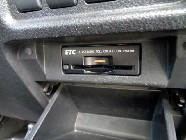 エルグランド ３５０ハイウェイスター　ハーフレザーシート・インテリジェンスクルーズ（13枚目）