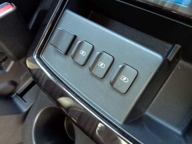 エルグランド ３５０ハイウェイスター　ハーフレザーシート・インテリジェンスクルーズ（14枚目）