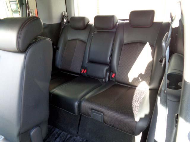 エルグランド ３５０ハイウェイスター　ハーフレザーシート・インテリジェンスクルーズ（17枚目）