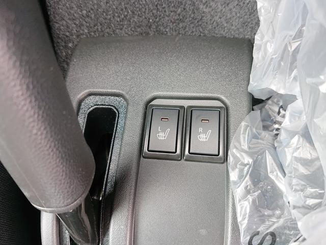 ジムニー ＸＣ　切り替え式４ＷＤ　届け出済未使用車　フロントシートヒーター　オートエアコン　プッシュスタートエンジン　ウインカードアミラー　アルミホイール　革巻きハンドル　ステアリングスイッチ（18枚目）