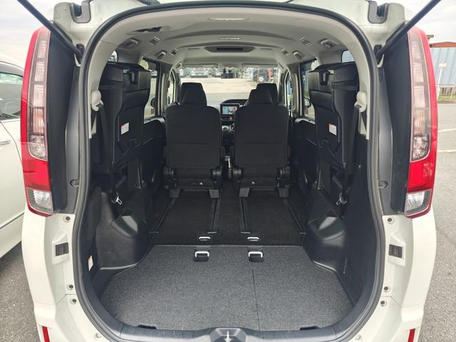 ノア ハイブリッドG 純正9インチナビ フルセグ ブルートゥースオーディオ バックカメラ 両側パワースライドドア LEDヘッドライト ETC 7人乗り リアオートエアコン 置くだけ充電(14枚目)