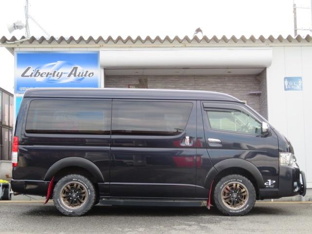 ハイエースバン スーパーGL ダークプライム アクティブエース 8人乗車 シートレイアウト変更可 Tセンス 両側電動スライド 社外16AW グリルガード オーバーフェンダー アルパイン11型ナビ Rモニター 固アタッチメント LED スマートキー(5枚目)